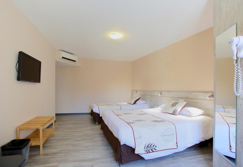 Le Castel Hotel Tain-l'Hermitage Ruang foto