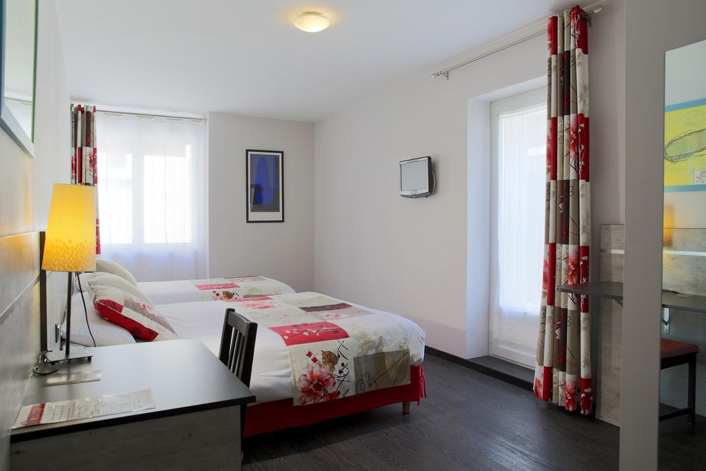 Le Castel Hotel Tain-l'Hermitage Ruang foto